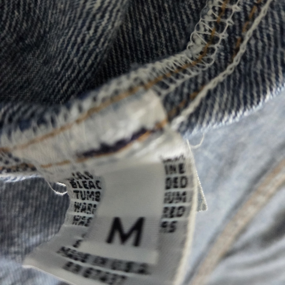 Classic Jean Jacket - Picture 5 of 6